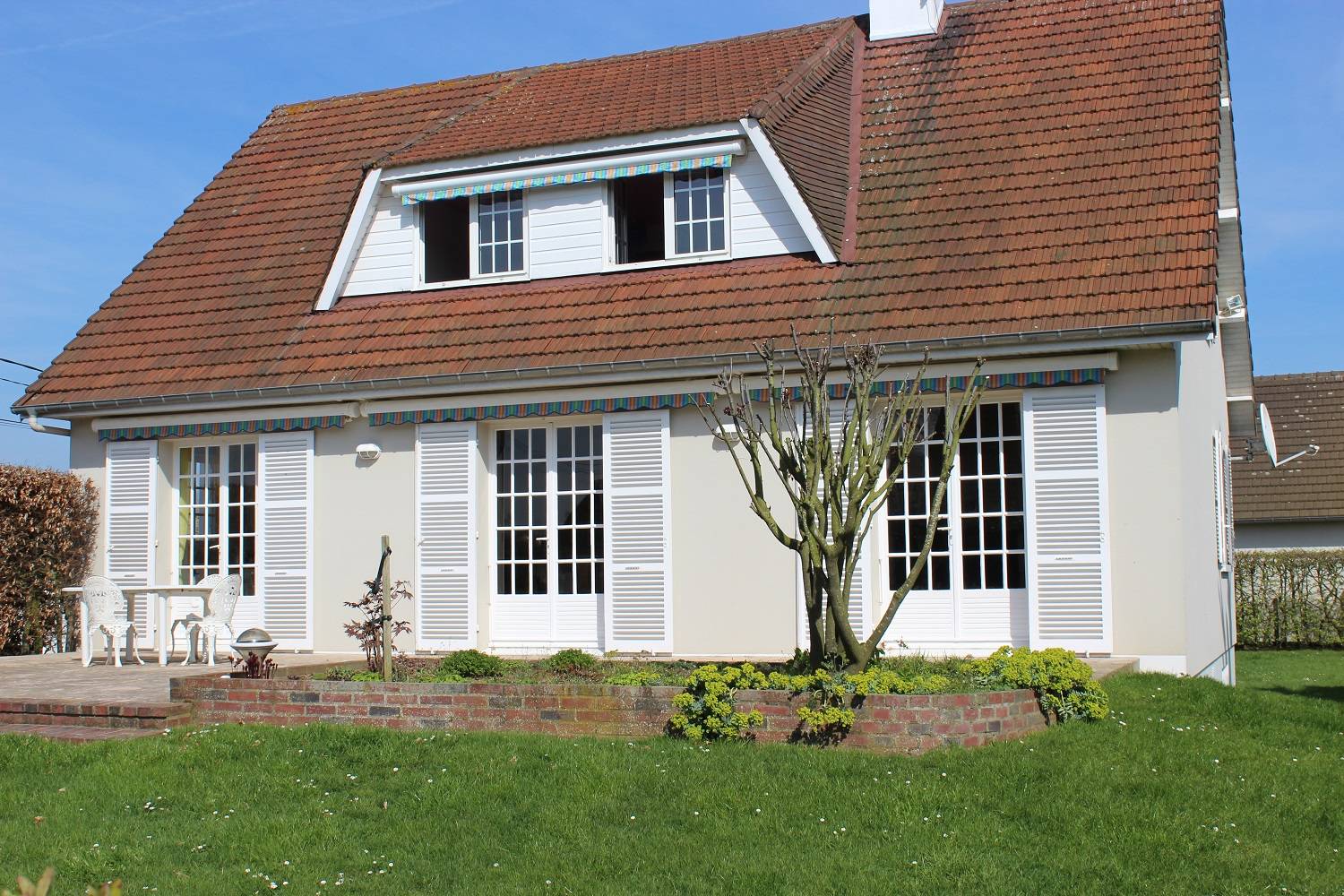 Maison de 4 chambres sur PETIVILLE